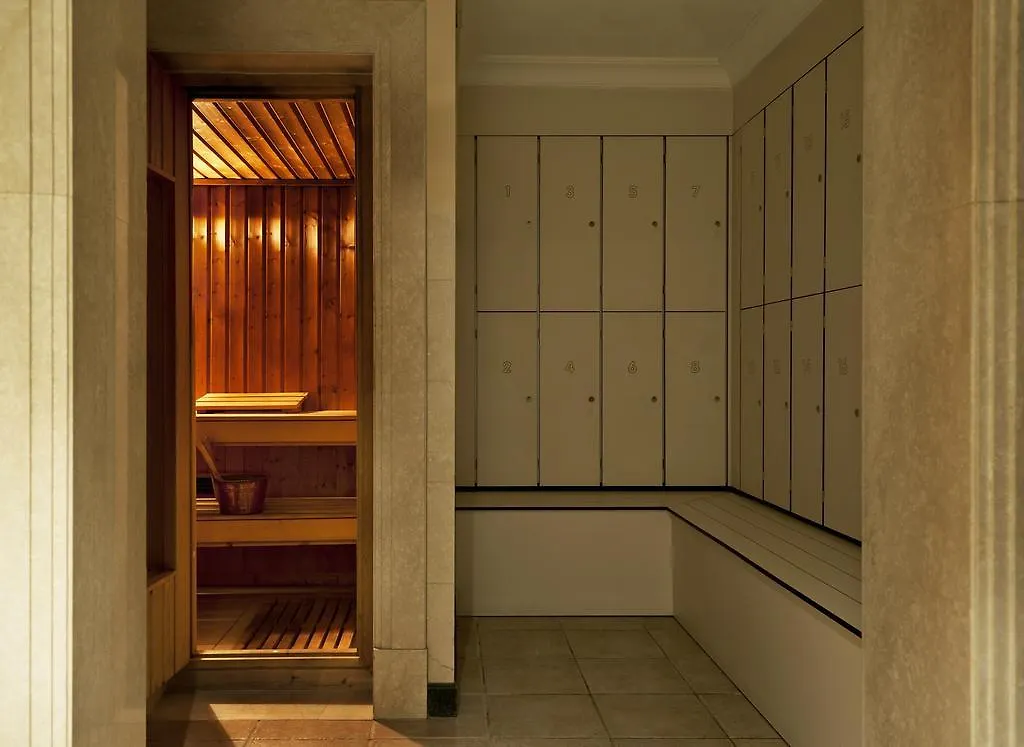 Al Sondos Suites By Le Meridien Dubai United Arab Emirates